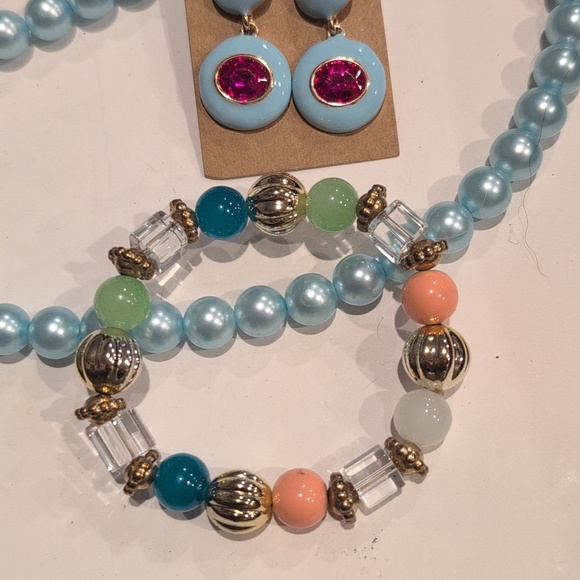 Pastel Blue Spring Jewelry Set - Picture 3 of 4